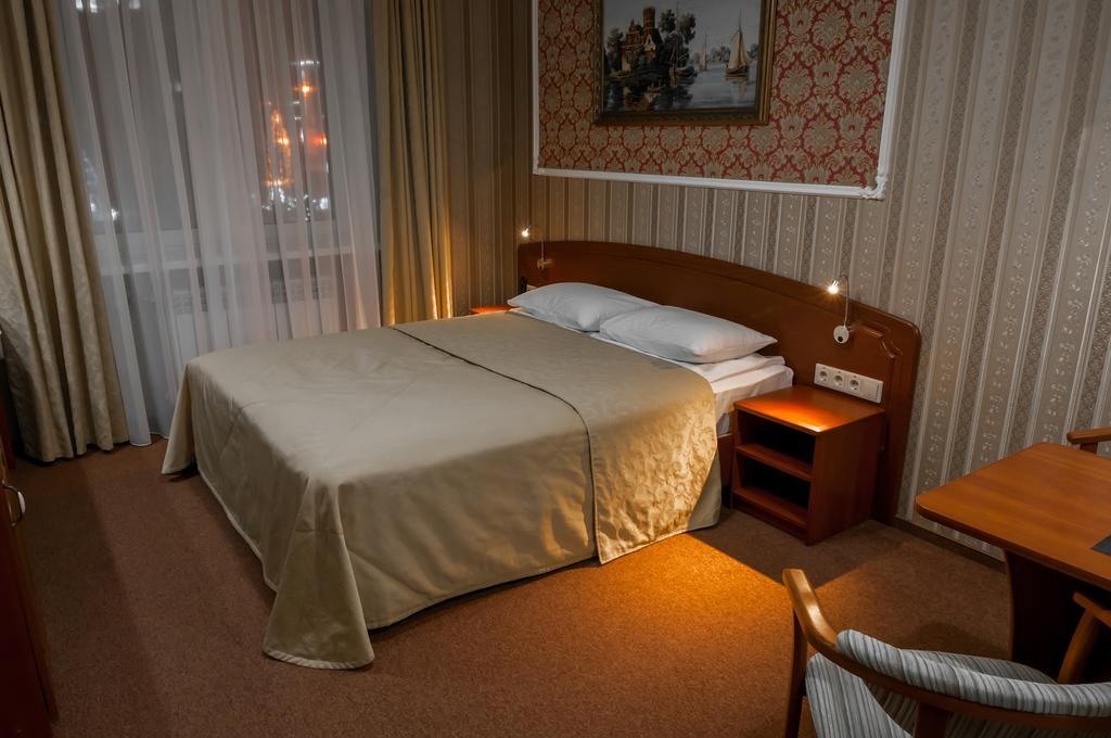 Park Hotel Zamkovy Gomel Exterior photo