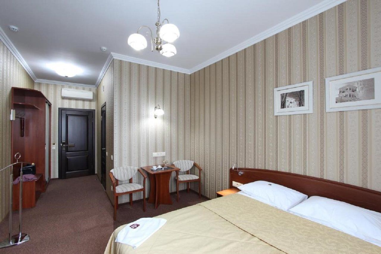 Park Hotel Zamkovy Gomel Exterior photo